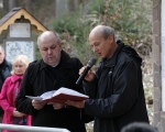 Žehnání obrázkům  křížové cesty (6)