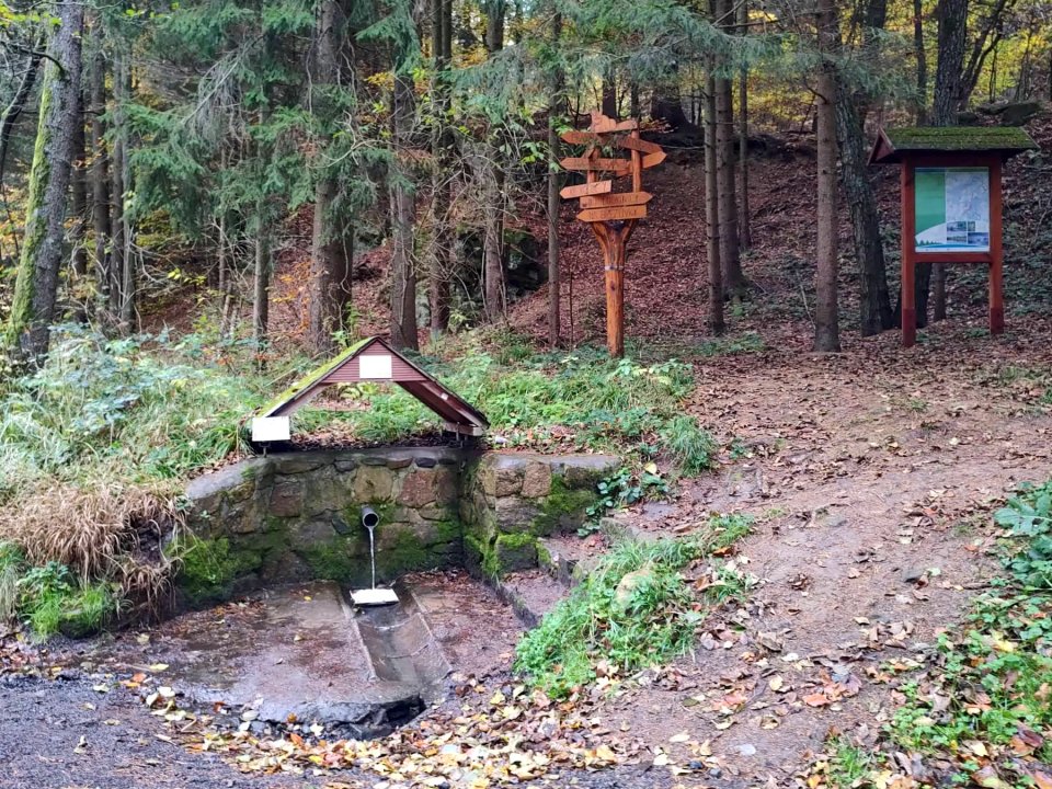 studánka Březůvky