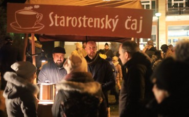 Vánoční jarmark a rozsvícení vánočního stromu v Luhačovicích (3)